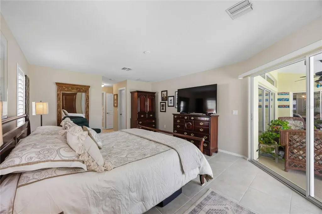 230 E Green Street Englewood FL 34223