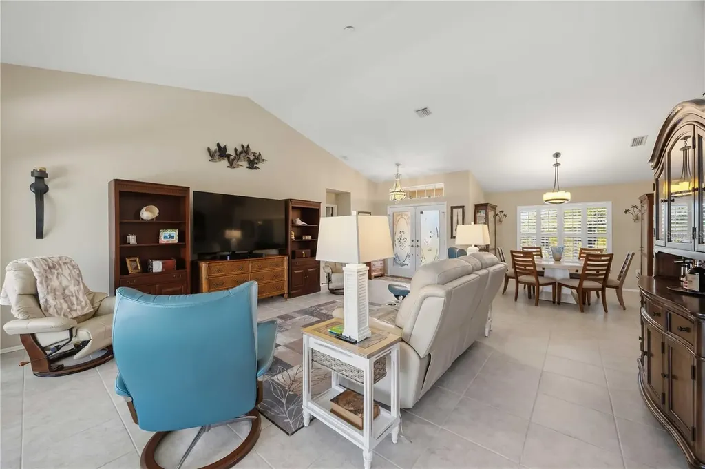 230 E Green Street Englewood FL 34223
