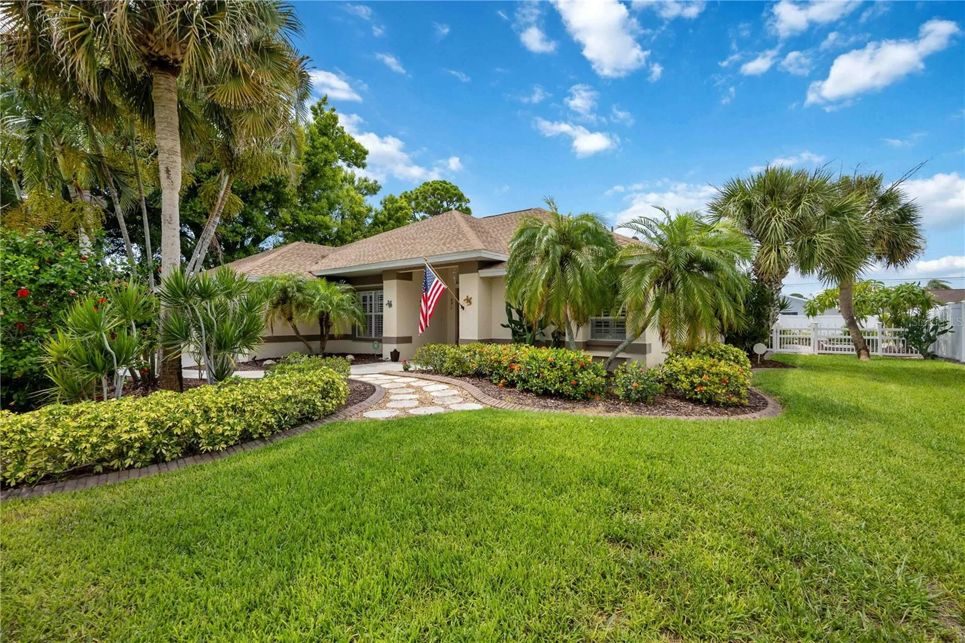 230 E Green Street Englewood FL 34223