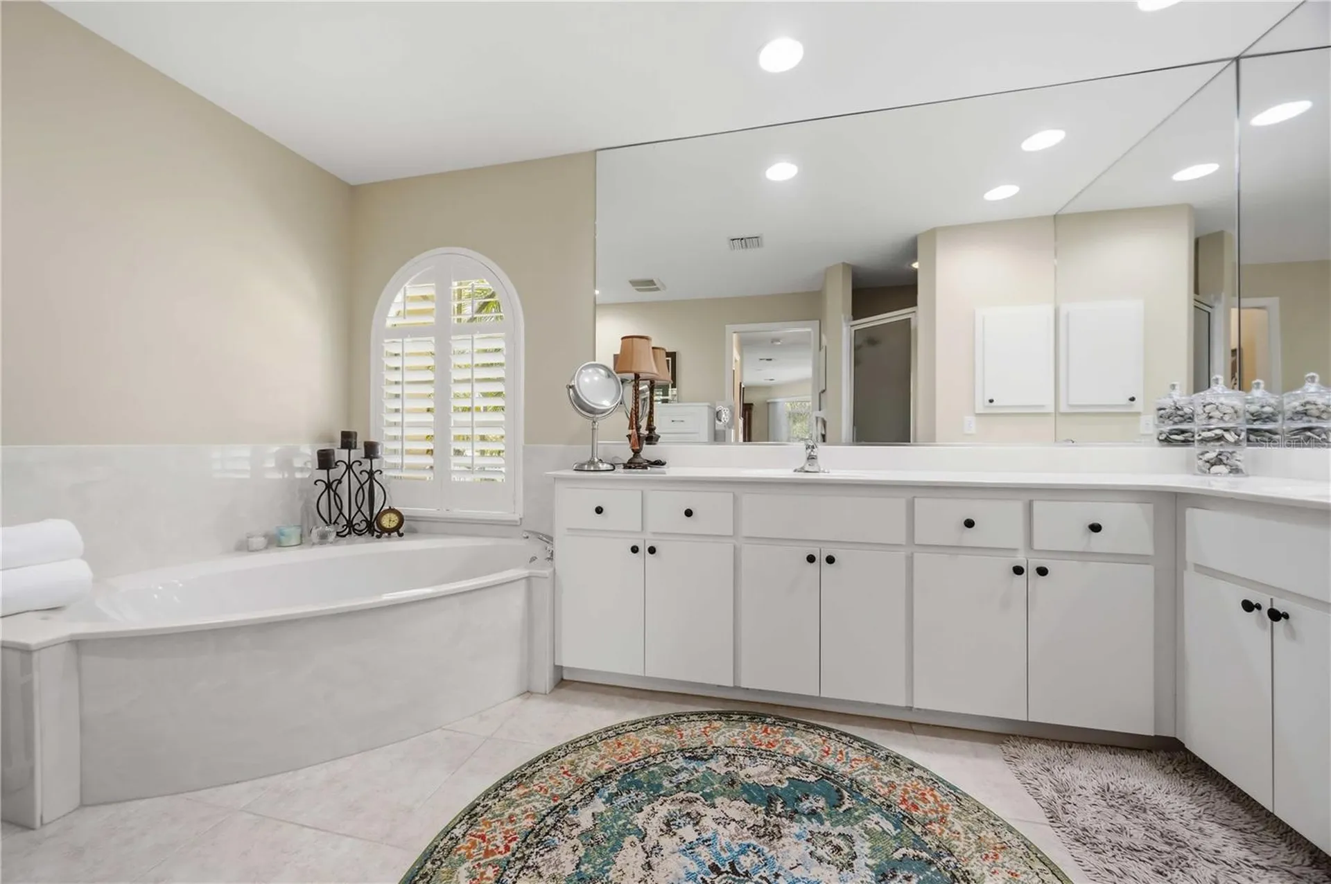 230 E Green Street Englewood FL 34223