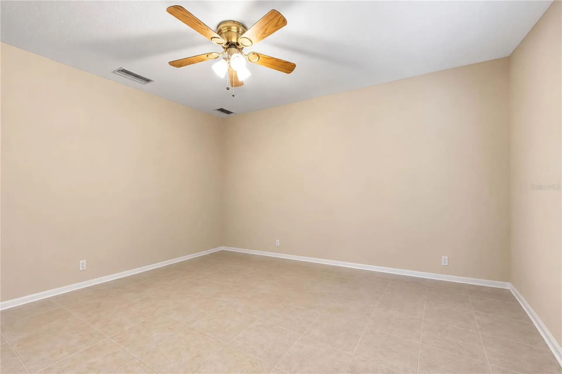 230 E Green Street Englewood FL 34223