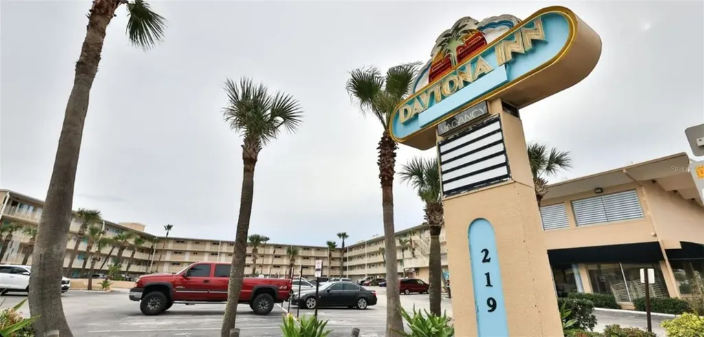 219 S Atlantic Avenue Daytona Beach FL 32118