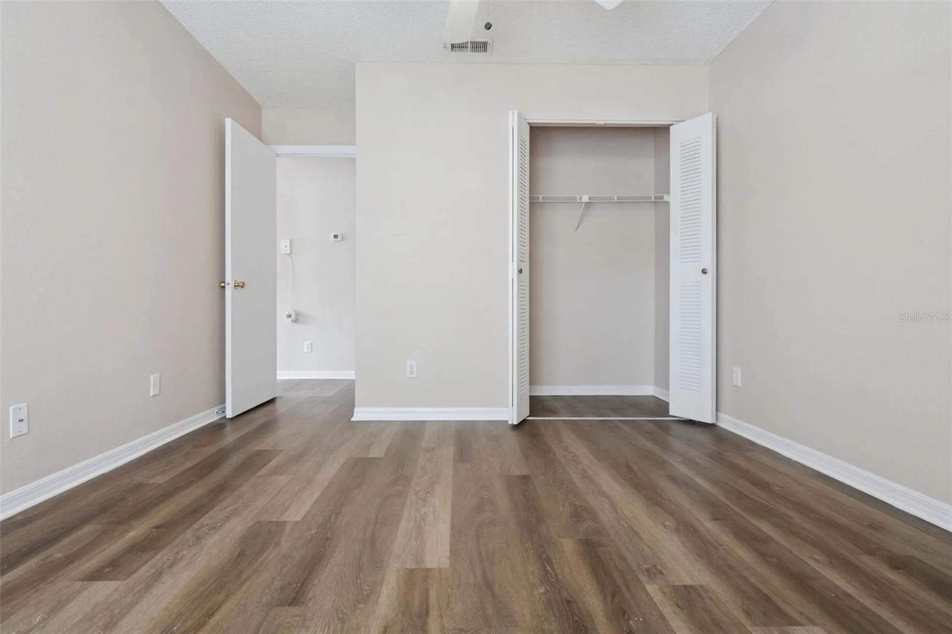 1085 S Hiawassee Road Orlando FL 32835