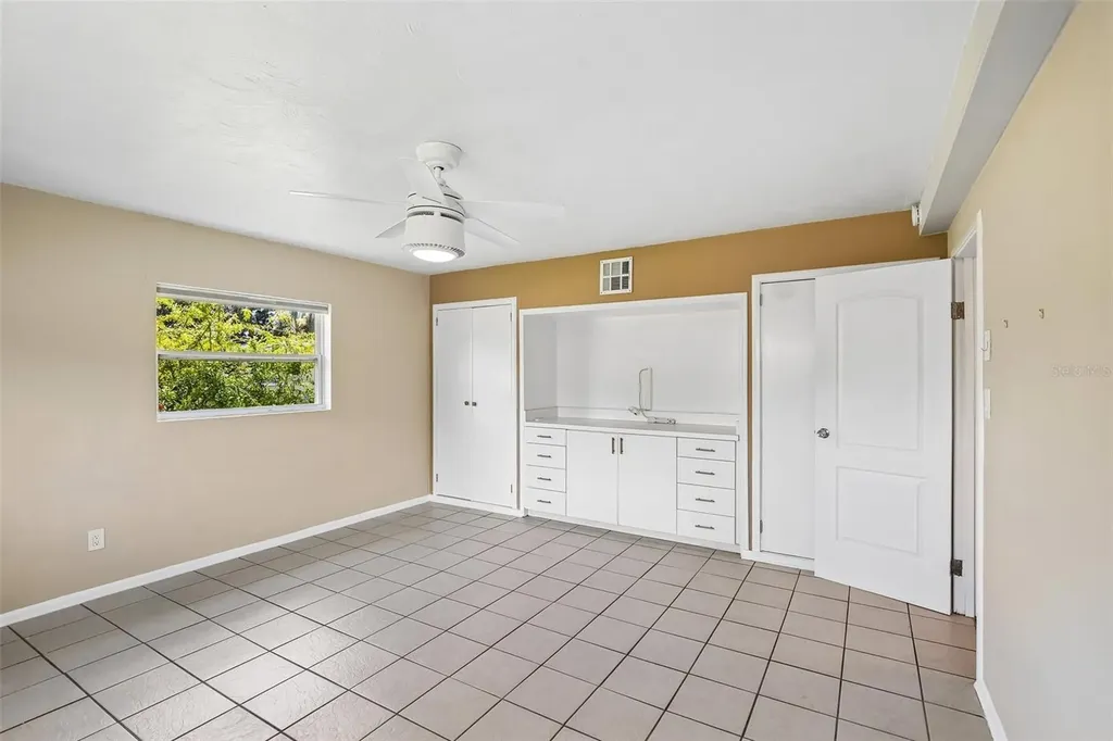 114 Lake Judy Lee Drive Largo FL 33771