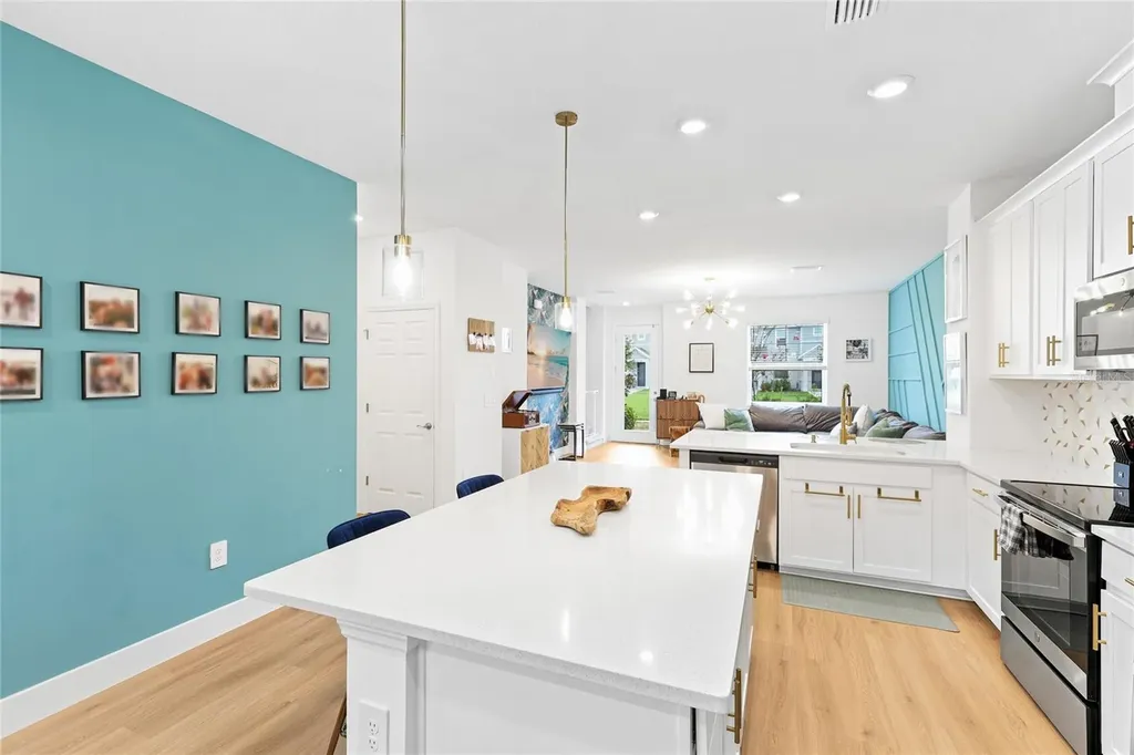 1808 Fender Lane Sarasota FL 34240