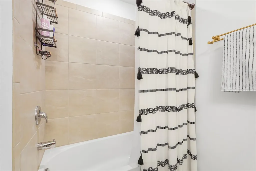 1808 Fender Lane Sarasota FL 34240