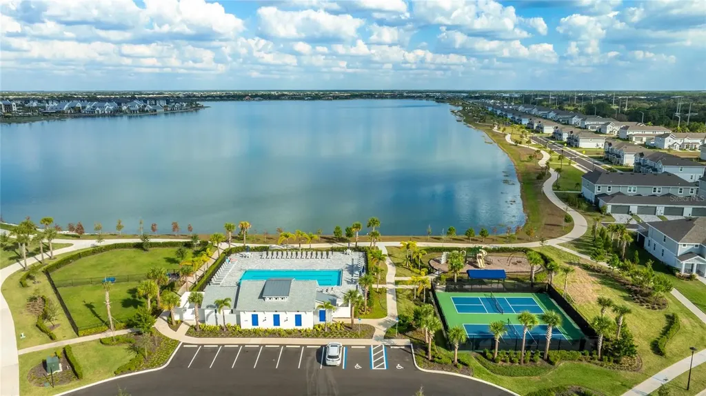 1808 Fender Lane Sarasota FL 34240