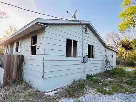 20715 SE 141st Place Umatilla FL 32784
