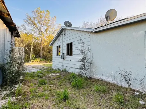 20715 SE 141st Place Umatilla FL 32784