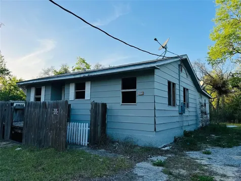 20715 SE 141st Place Umatilla FL 32784