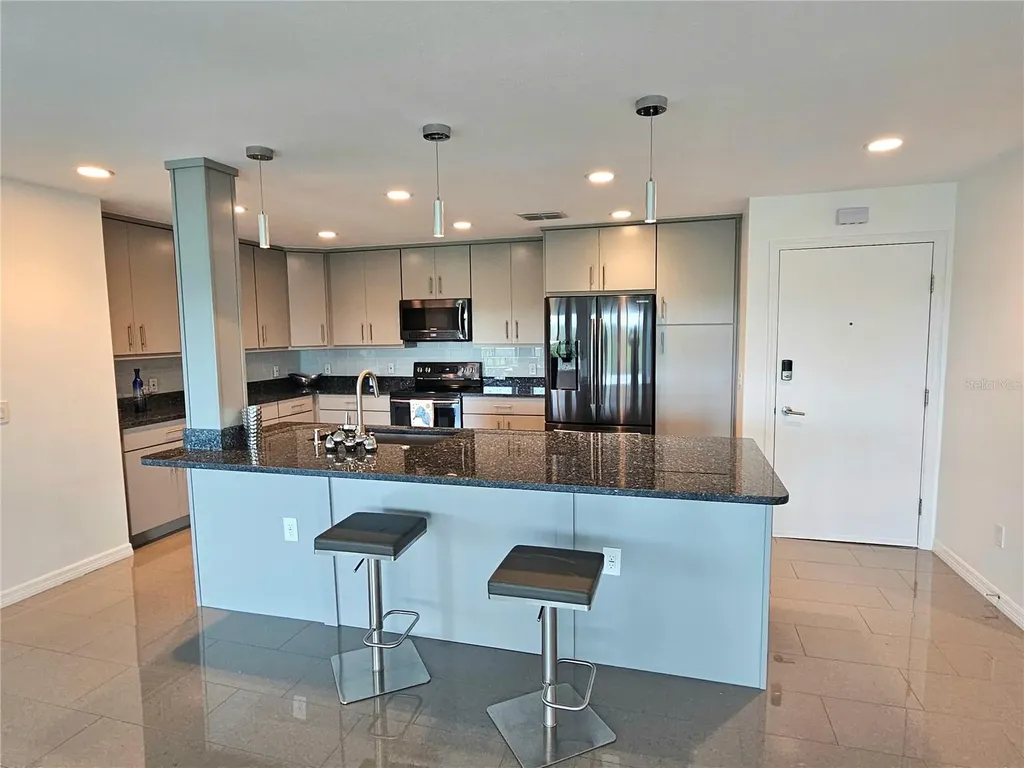 244 Mariner Drive Tarpon Springs FL 34689