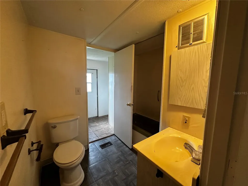324 Trailorama Drive North Port FL 34287