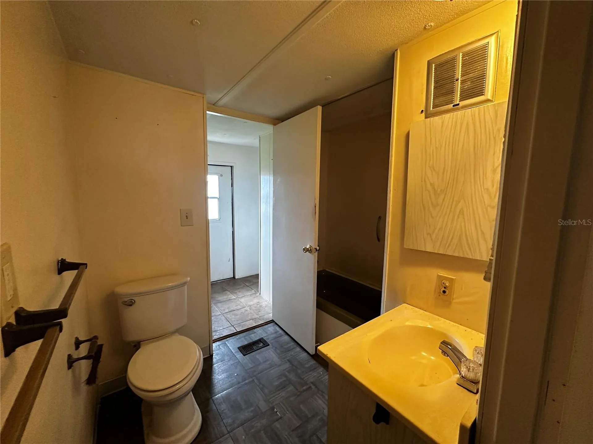 324 Trailorama Drive North Port FL 34287