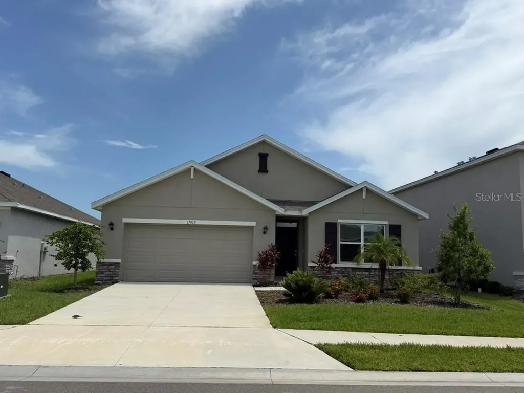 17819 Canopy Place Bradenton FL 34211