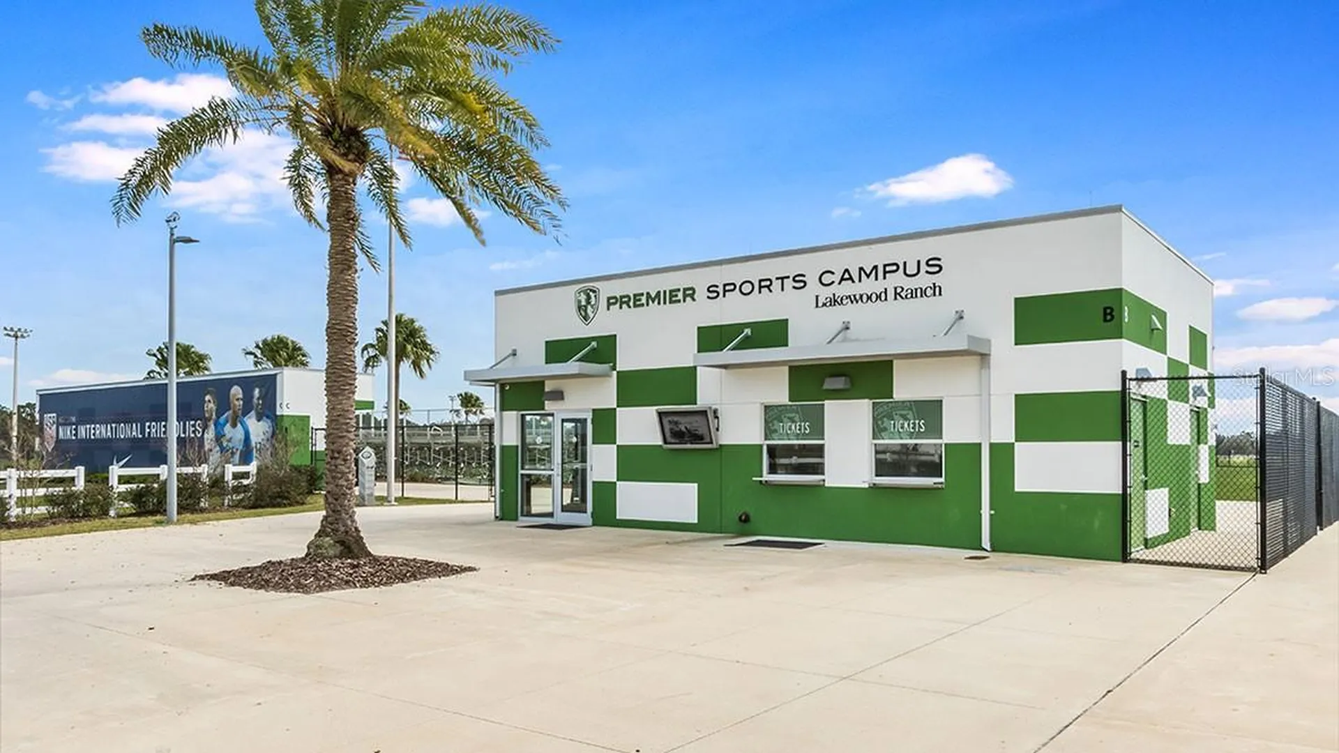 17819 Canopy Place Bradenton FL 34211