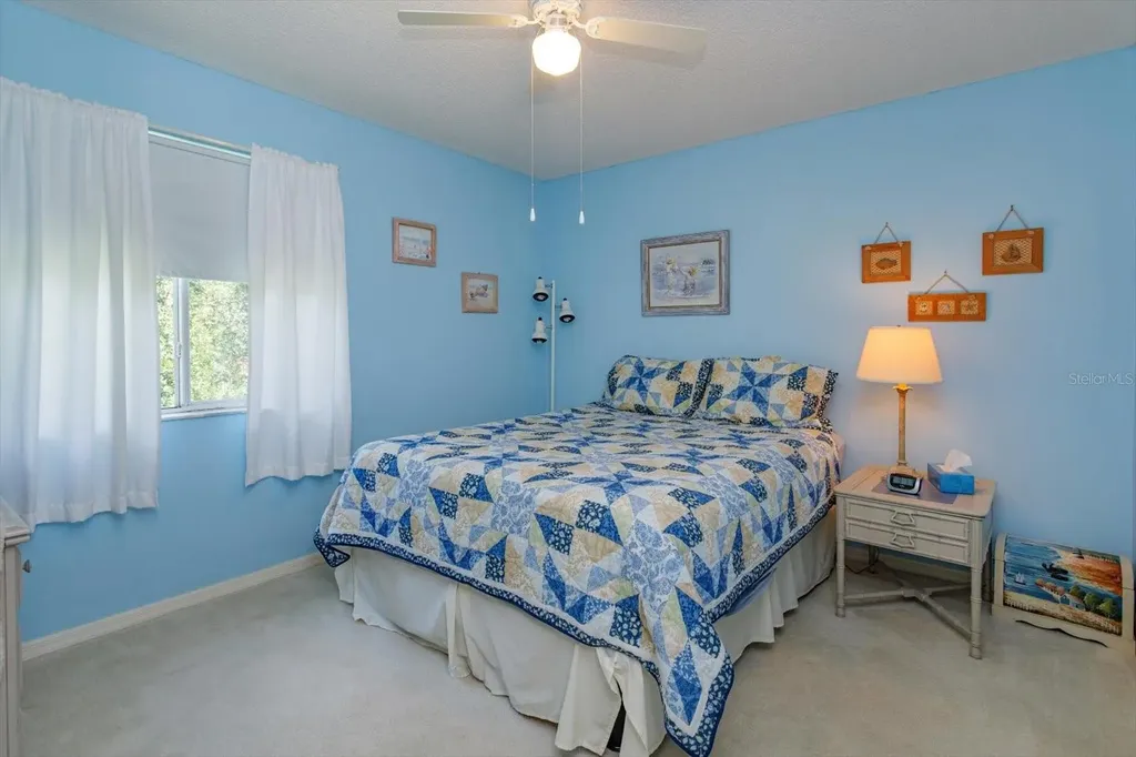 5301 White Cliff Lane Orlando FL 32812