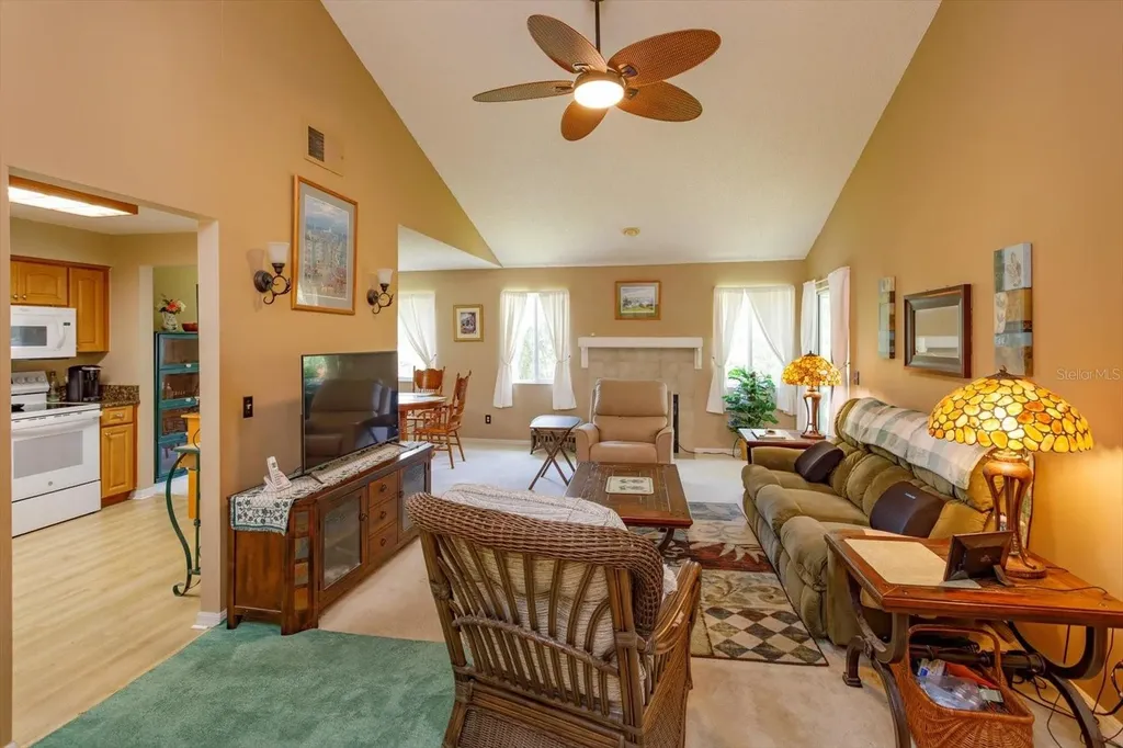 5301 White Cliff Lane Orlando FL 32812