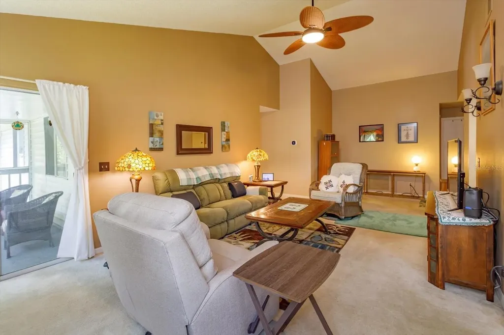5301 White Cliff Lane Orlando FL 32812