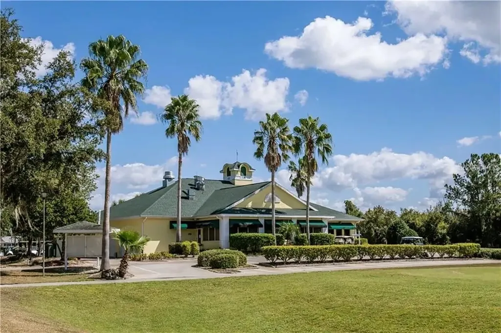 642 Timbercrest Drive Leesburg FL 34748