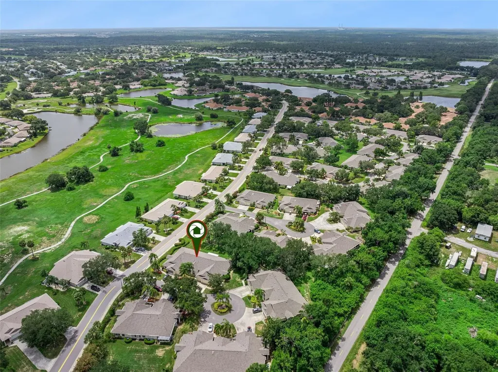 2404 Nantucket Glen Place Sun City Center FL 33573