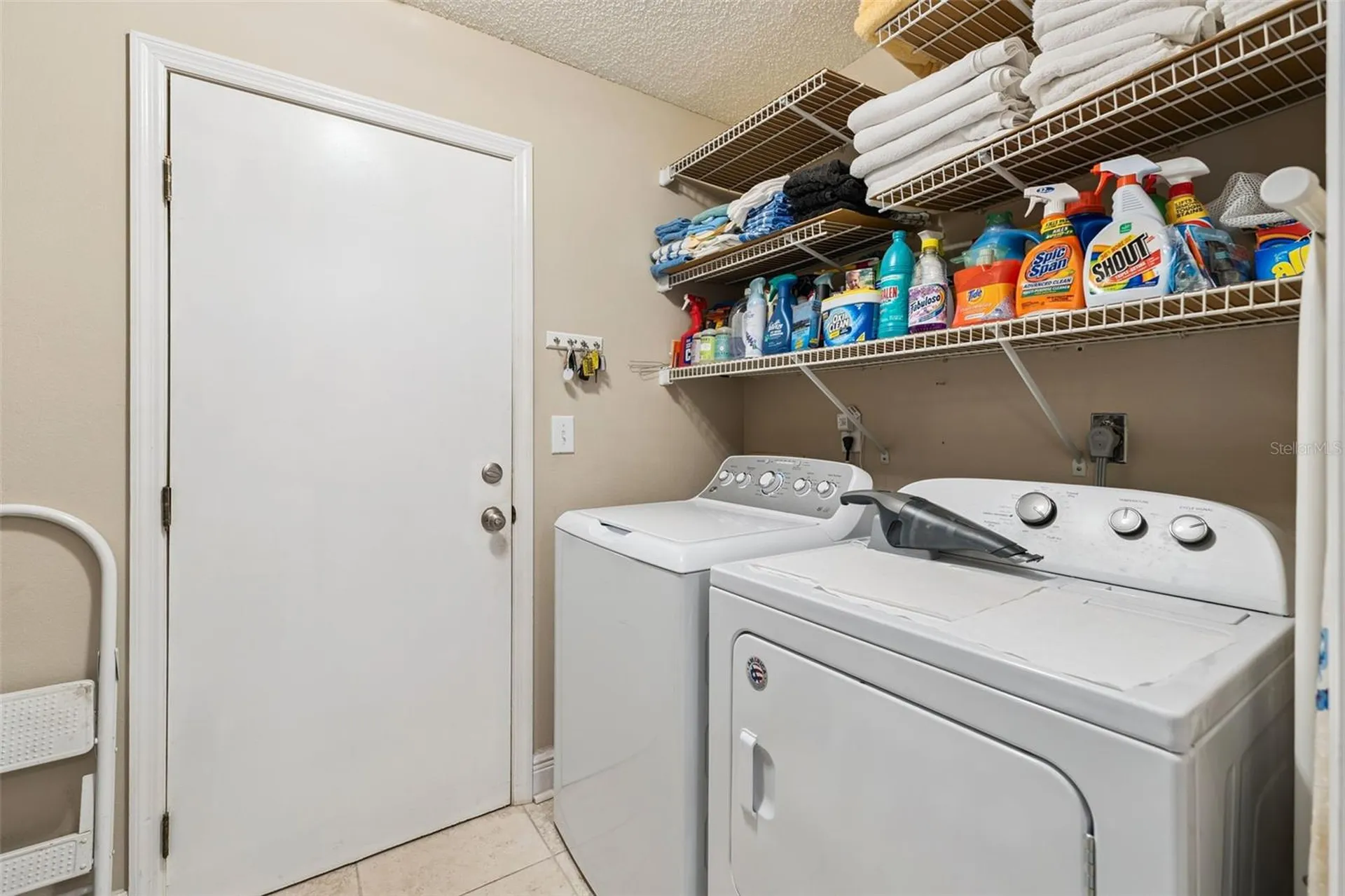 2404 Nantucket Glen Place Sun City Center FL 33573