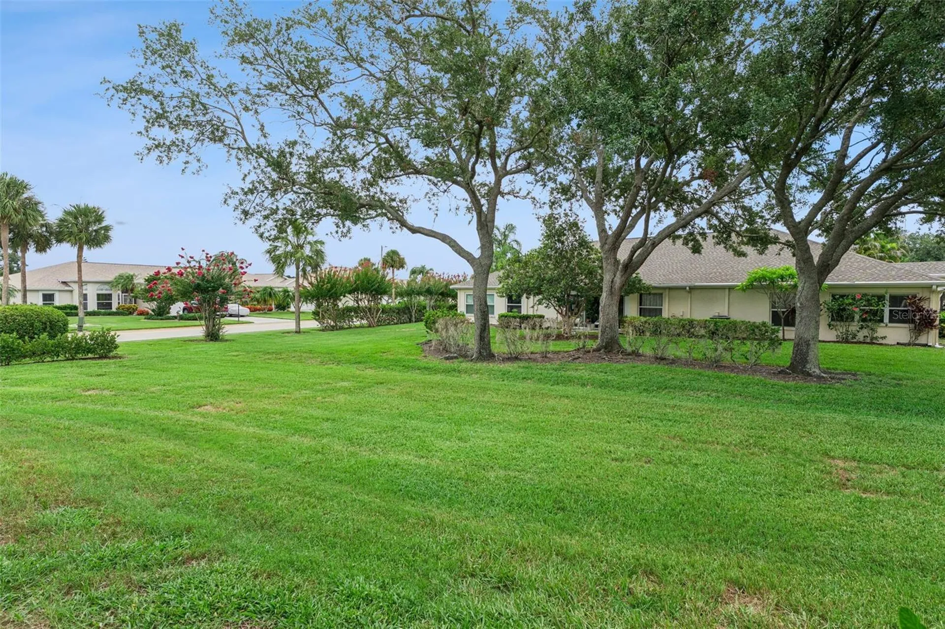 2404 Nantucket Glen Place Sun City Center FL 33573