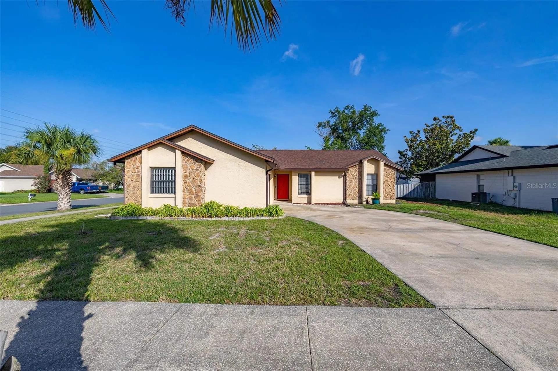 100 Grove Hollow Court Sanford FL 32773