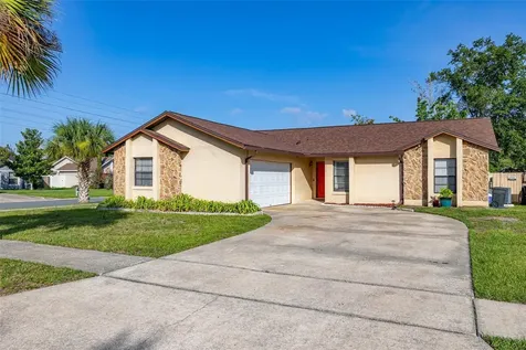 100 Grove Hollow Court Sanford FL 32773