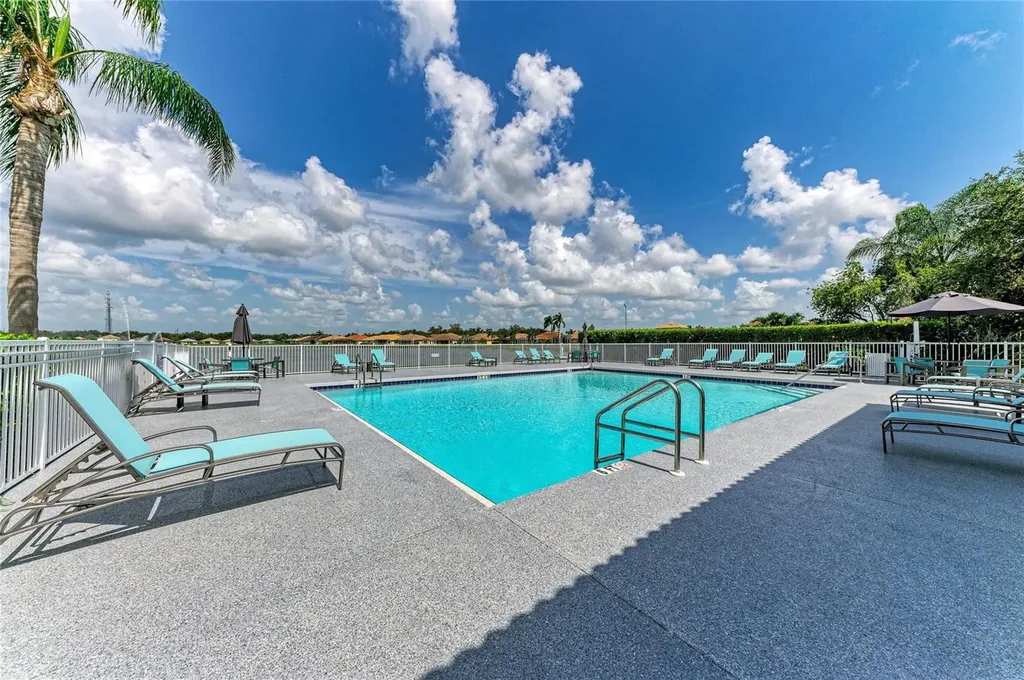 6841 74th Street Circle E Bradenton FL 34203
