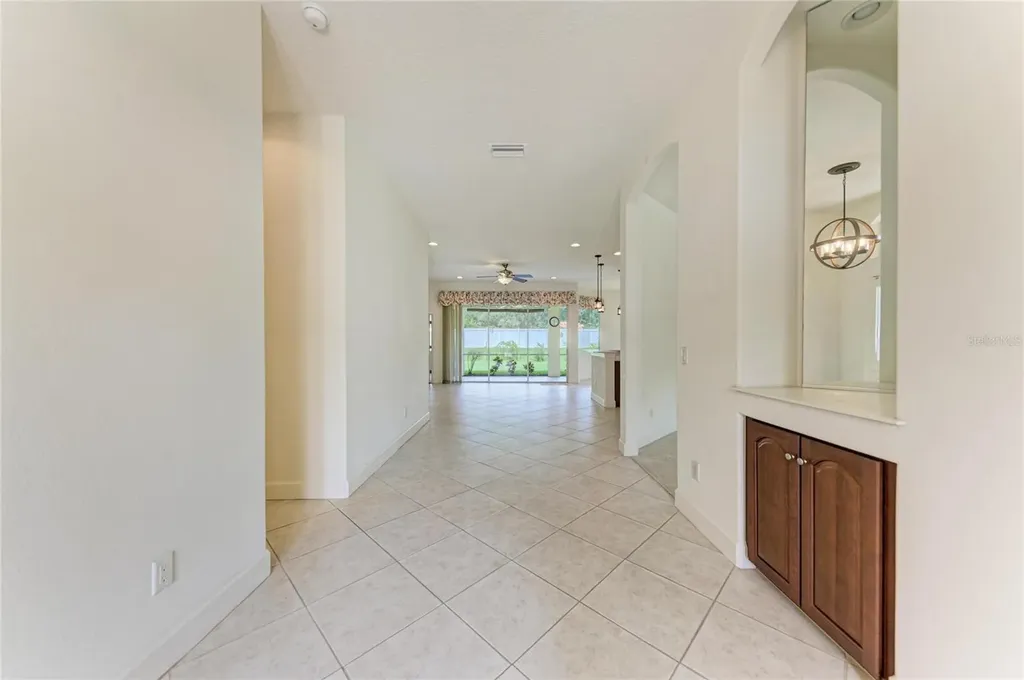 6841 74th Street Circle E Bradenton FL 34203