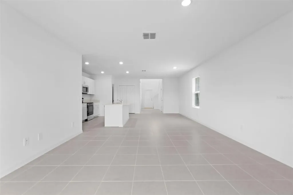 11737 Noble Blossom Loop Dade City FL 33525