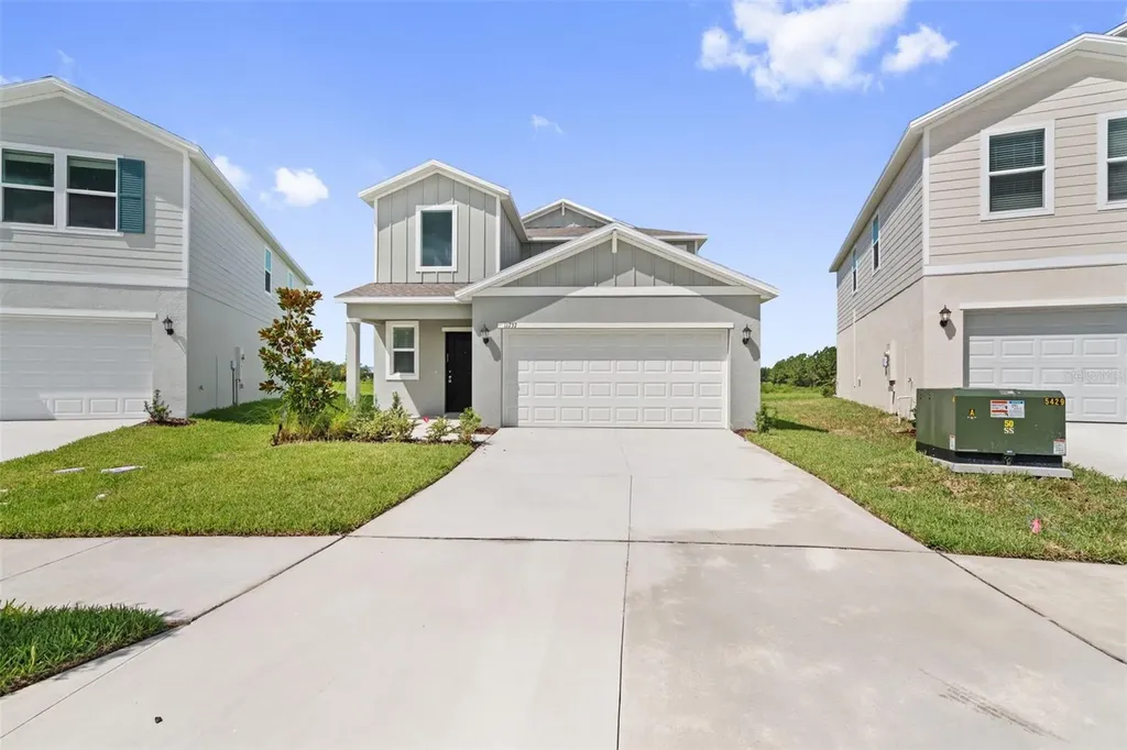 11737 Noble Blossom Loop Dade City FL 33525
