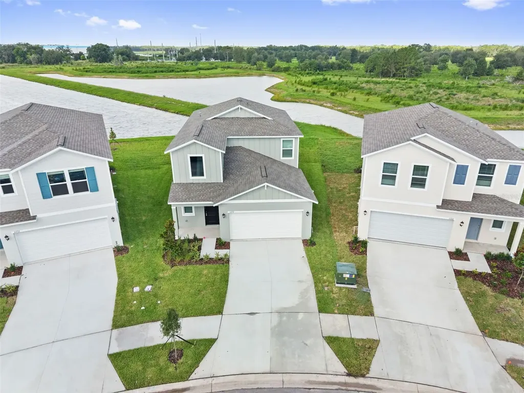 11737 Noble Blossom Loop Dade City FL 33525