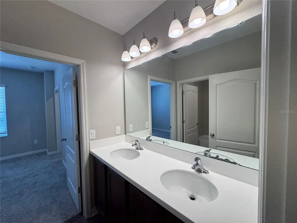 2518 Cagliari Lane Apopka FL 32712