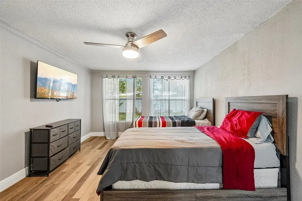 520 Fairfax Lane Apollo Beach FL 33572