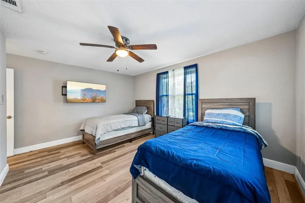 520 Fairfax Lane Apollo Beach FL 33572