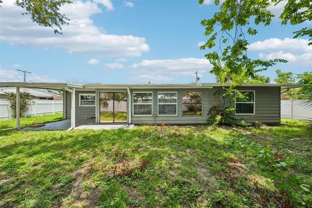520 Fairfax Lane Apollo Beach FL 33572