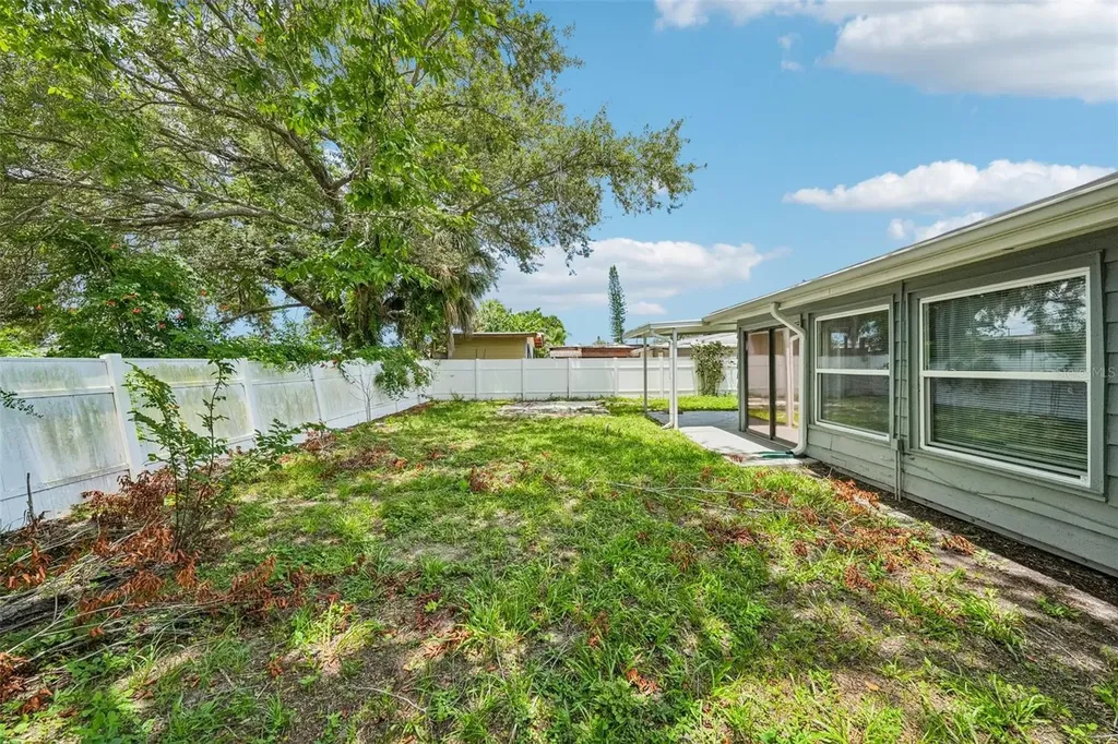 520 Fairfax Lane Apollo Beach FL 33572