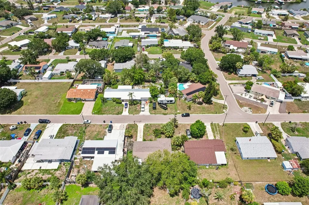520 Fairfax Lane Apollo Beach FL 33572
