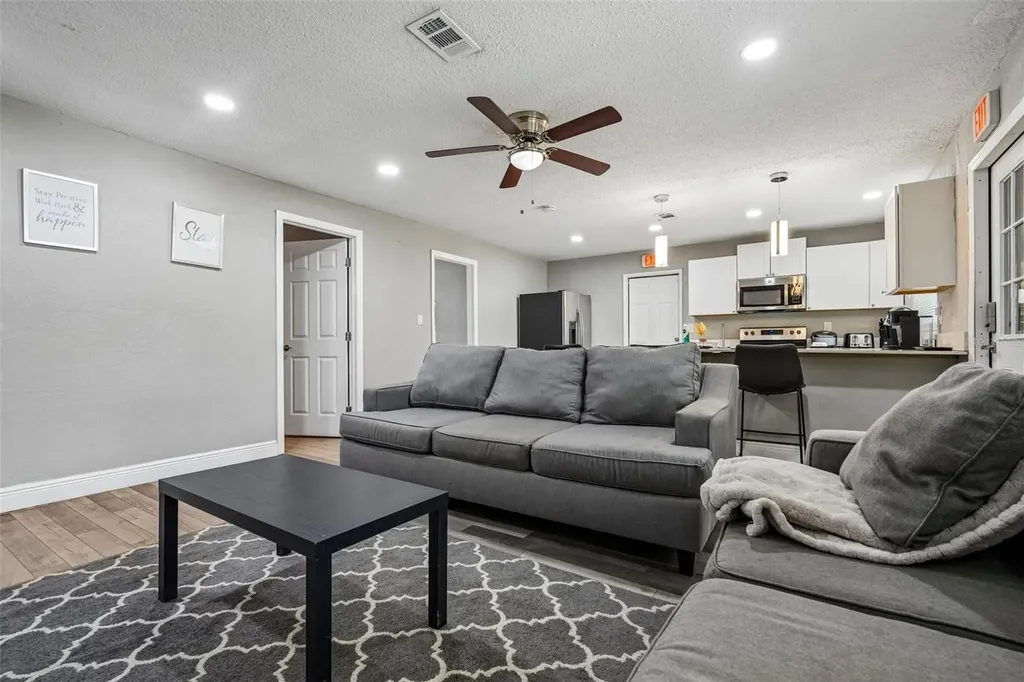 520 Fairfax Lane Apollo Beach FL 33572