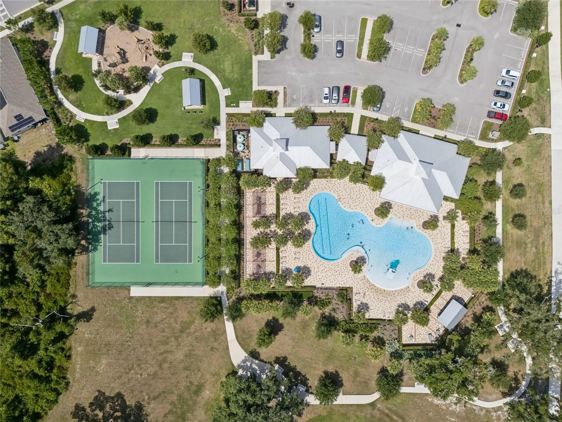 2466 Relaxing Lane Kissimmee FL 34744