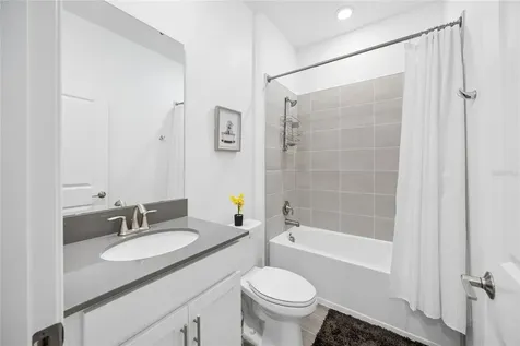 2466 Relaxing Lane Kissimmee FL 34744