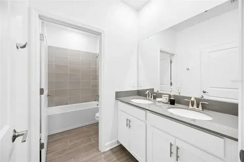 2466 Relaxing Lane Kissimmee FL 34744