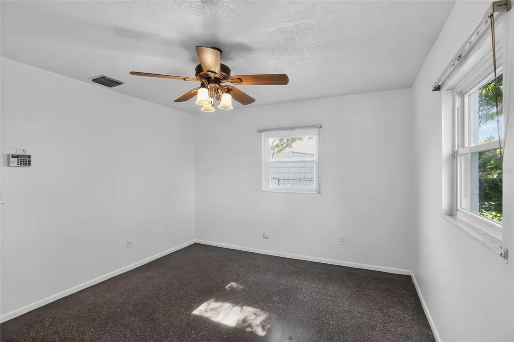 6120 W Ridgewood Avenue Orlando FL 32835