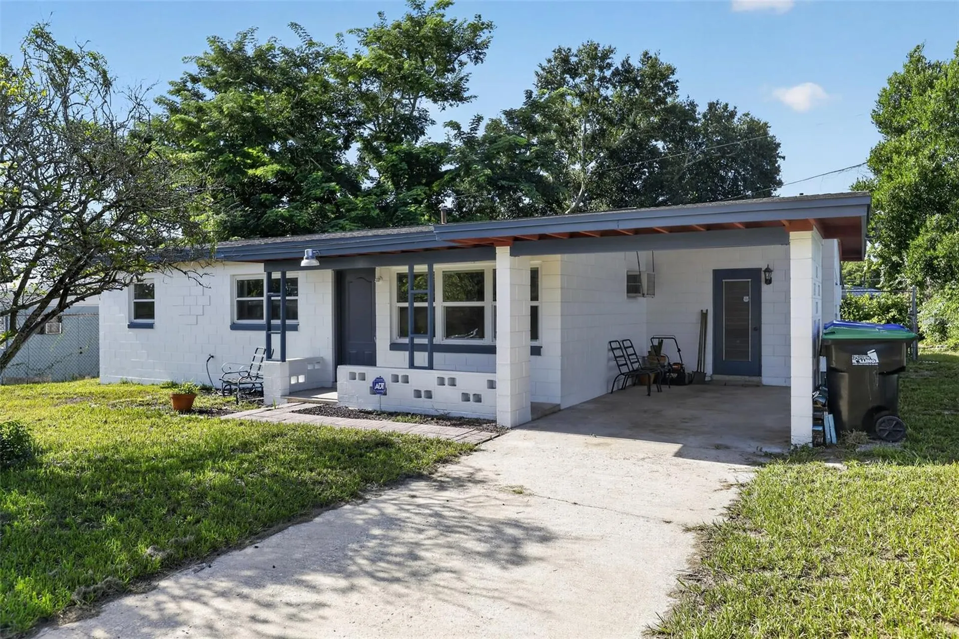 6120 W Ridgewood Avenue Orlando FL 32835