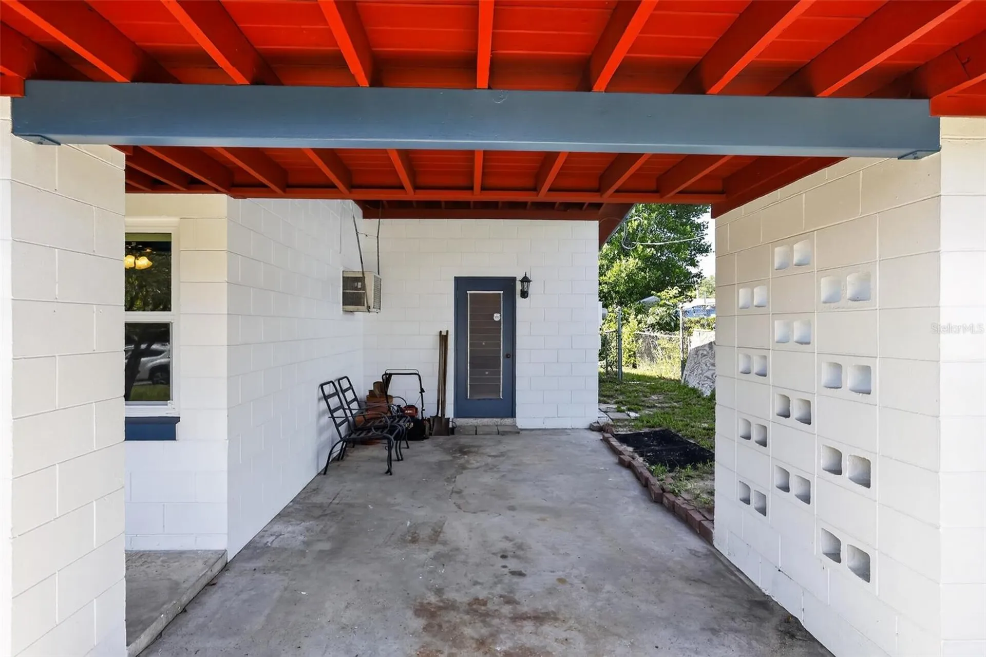 6120 W Ridgewood Avenue Orlando FL 32835