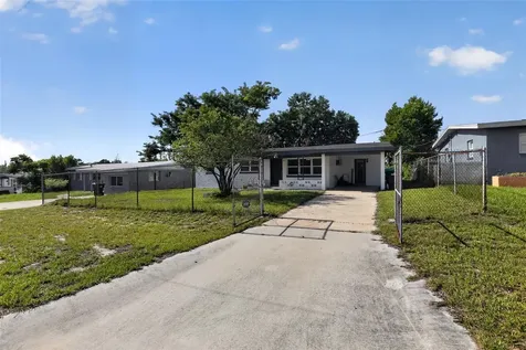 6120 W Ridgewood Avenue Orlando FL 32835