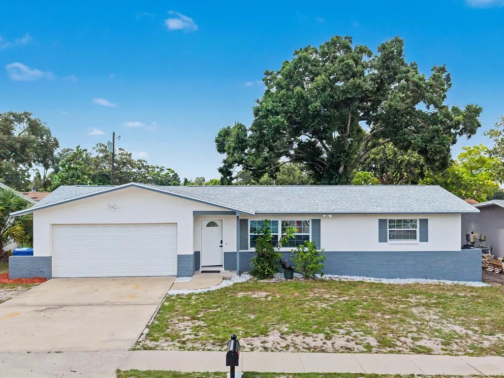 1354 Rosery Road NE Largo FL 33770