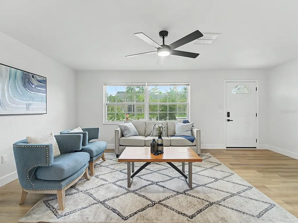 1354 Rosery Road NE Largo FL 33770