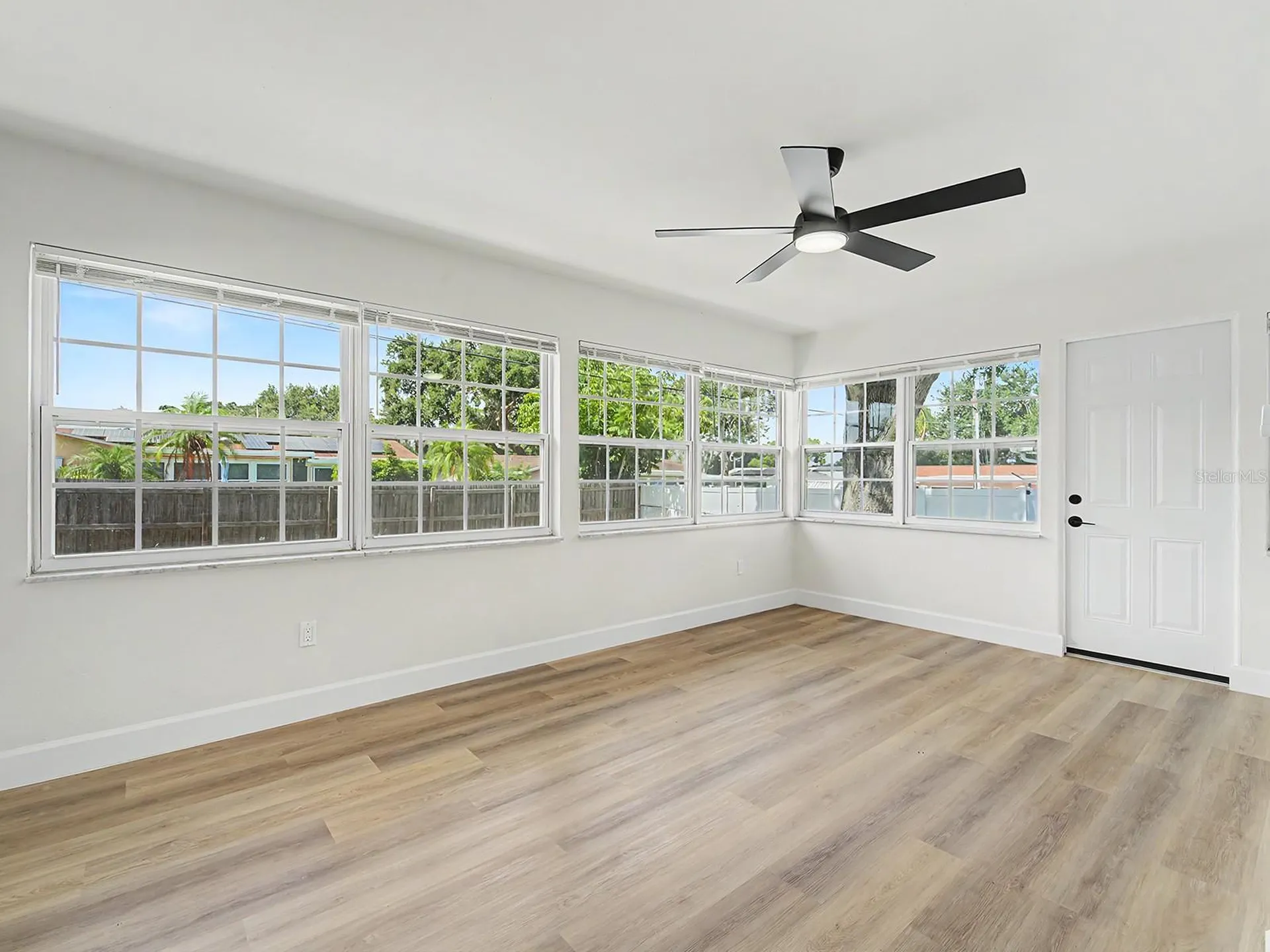 1354 Rosery Road NE Largo FL 33770